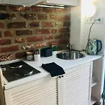 Amos Homes -scarlatescu 27-29 * Βουκουρέστι