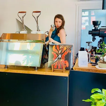 Amos Homes -scarlatescu 27-29 *